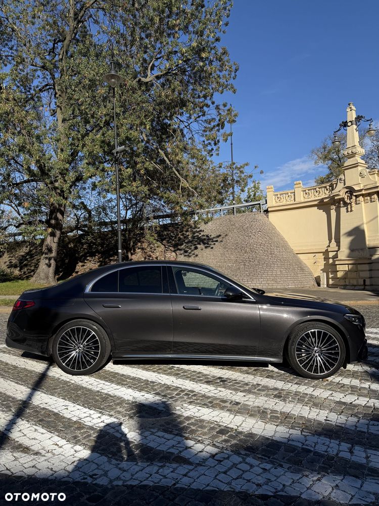 Mercedes-Benz E-Class 2024 photo 4