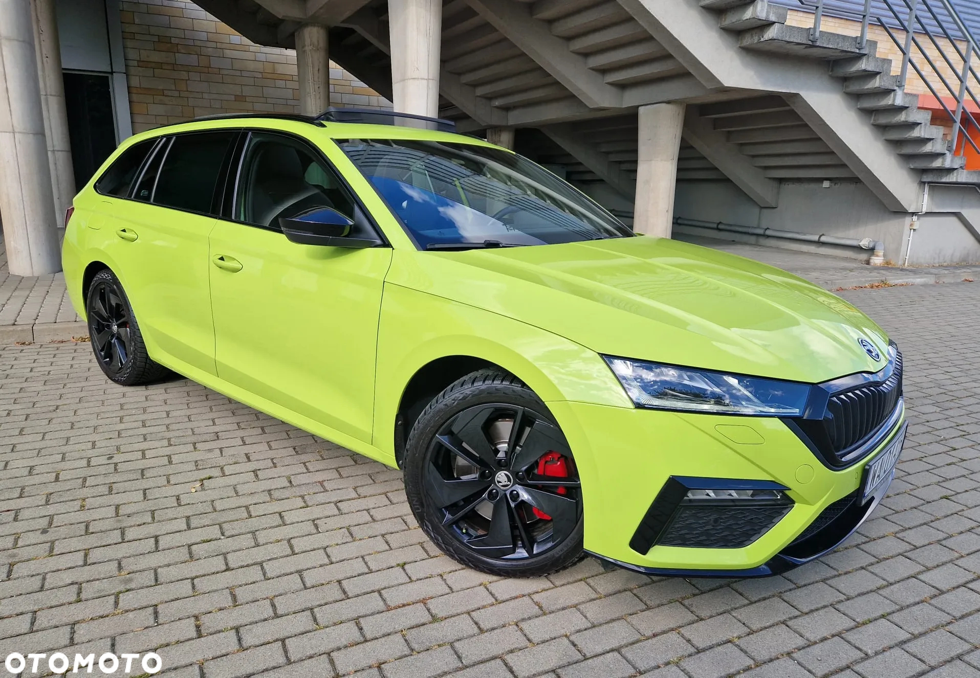 Skoda Octavia 2.0 TSI RS DSG - 22