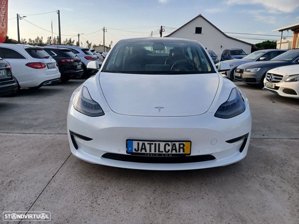 Tesla Model 3 - 2