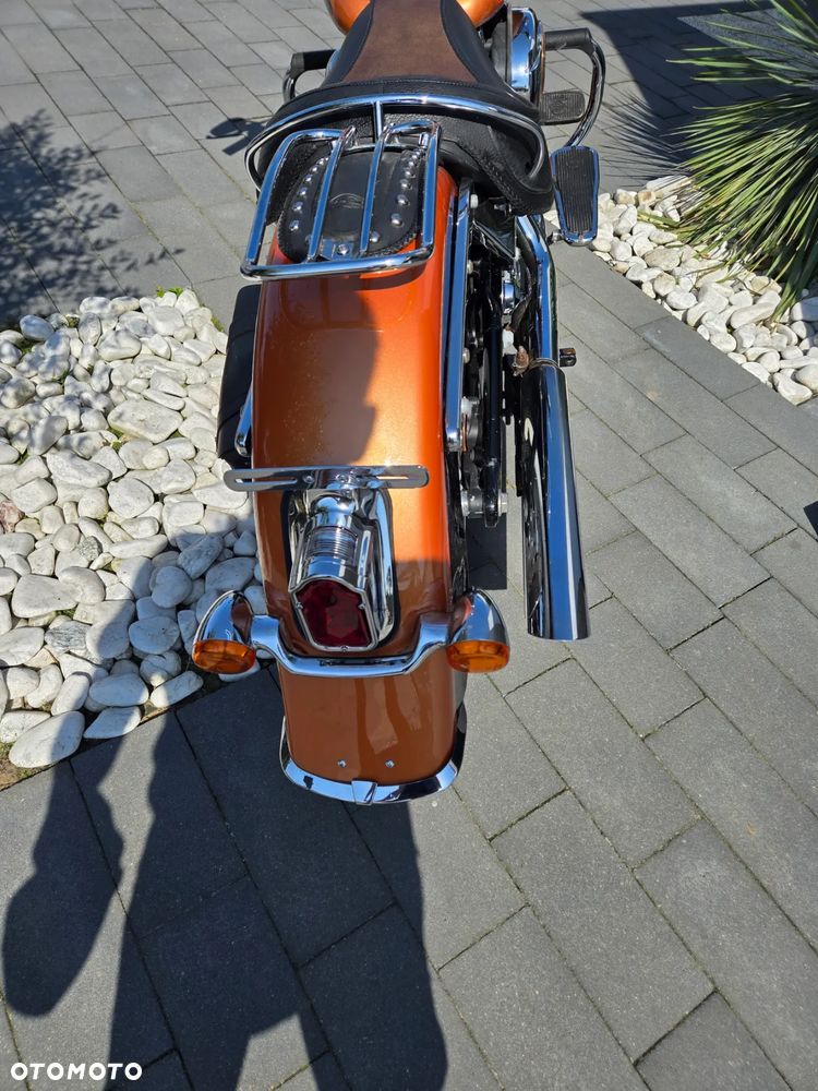 Harley-Davidson Softail Deluxe - 11