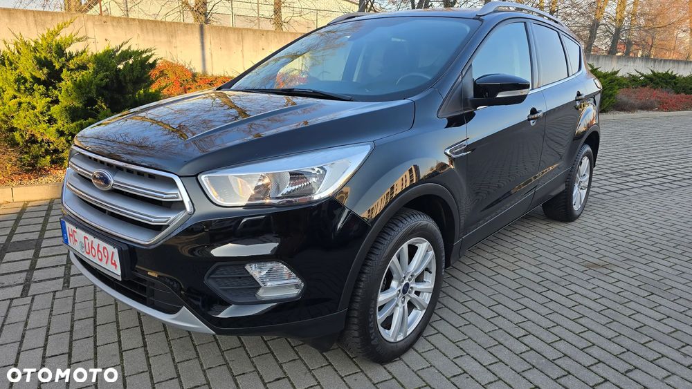 Ford Kuga - 1