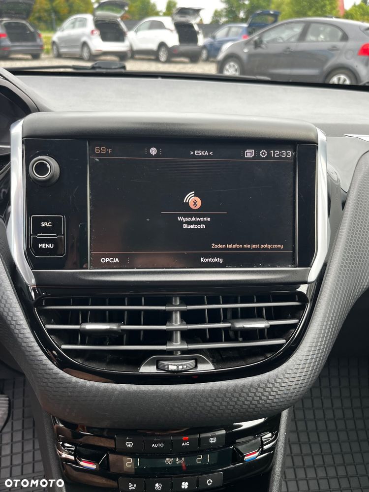 Peugeot 2008 1.2 VTi Allure - 15