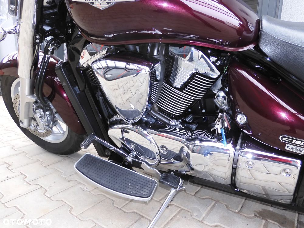 Suzuki Intruder - 26