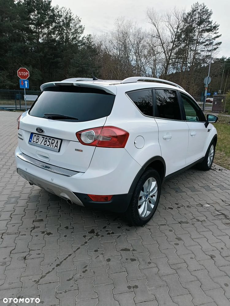 Ford Kuga 2.0 TDCi Titanium - 3