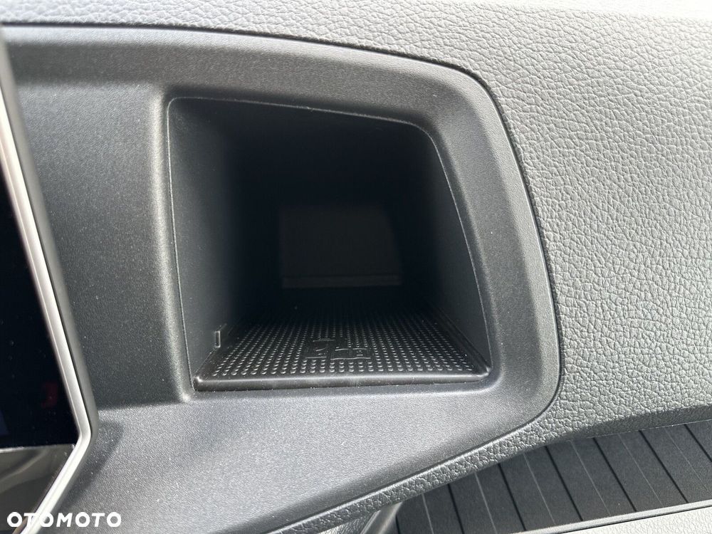 Volkswagen Crafter 35 Furgon z wysokim dachem silnik: 2,0 l EU6 SCR 177 KM, przedni 8-bieg.automatyczna, r.o : 4490 mm - 26