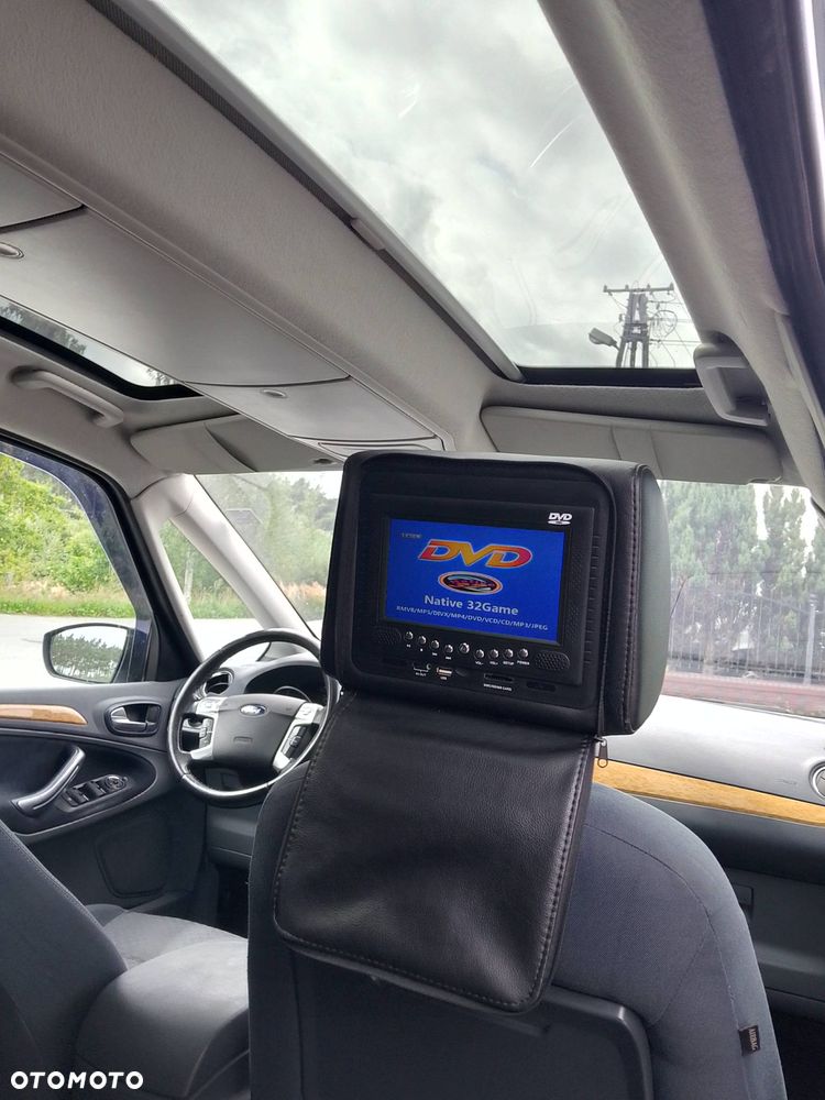 Ford Galaxy 2.0 TDCi Ghia - 14