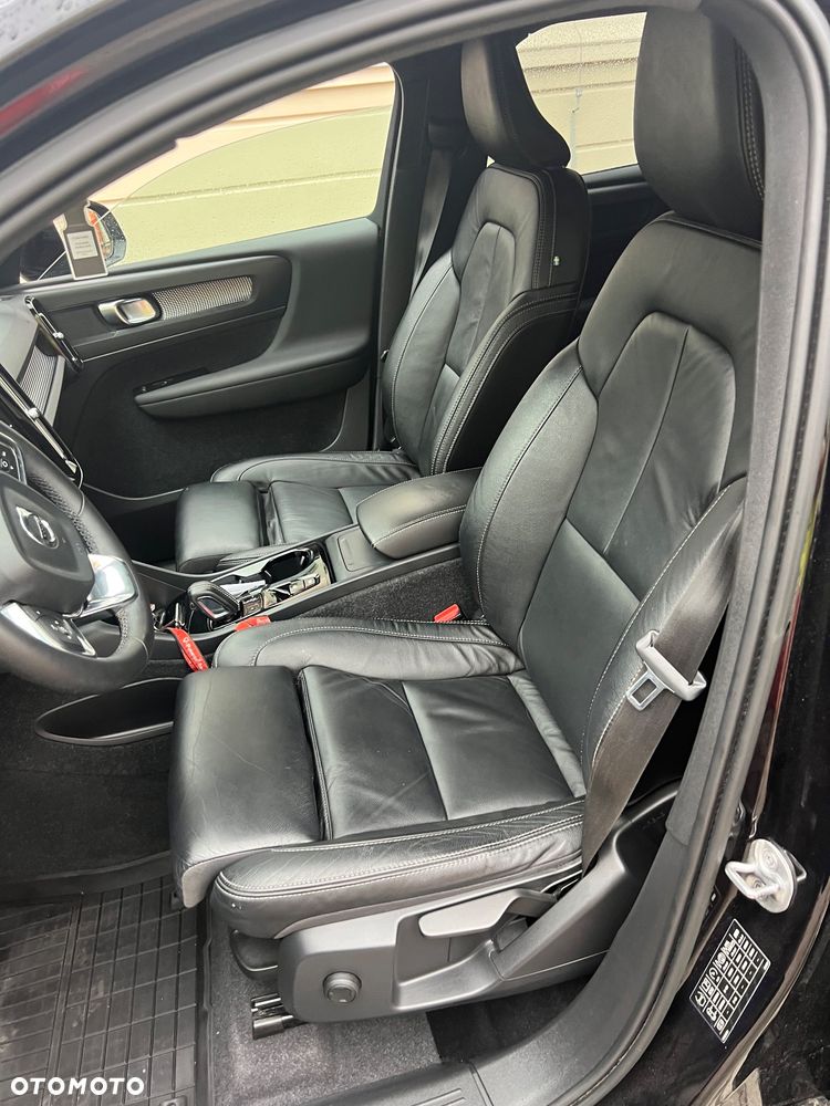 Volvo XC 40 - 6