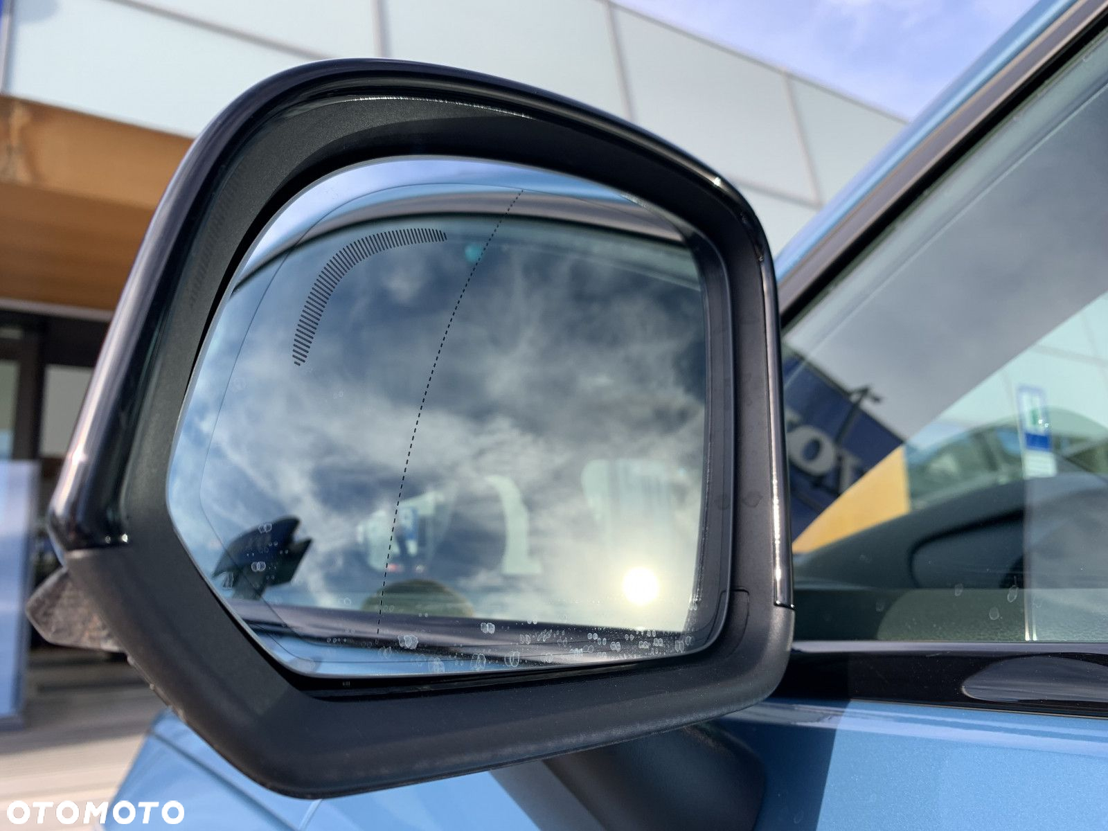 Volvo C40 - 11