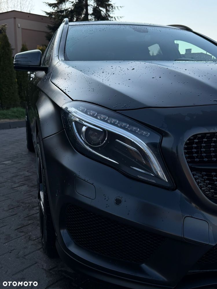 Mercedes-Benz GLA 220 CDI 4Matic 7G-DCT AMG Line - 4