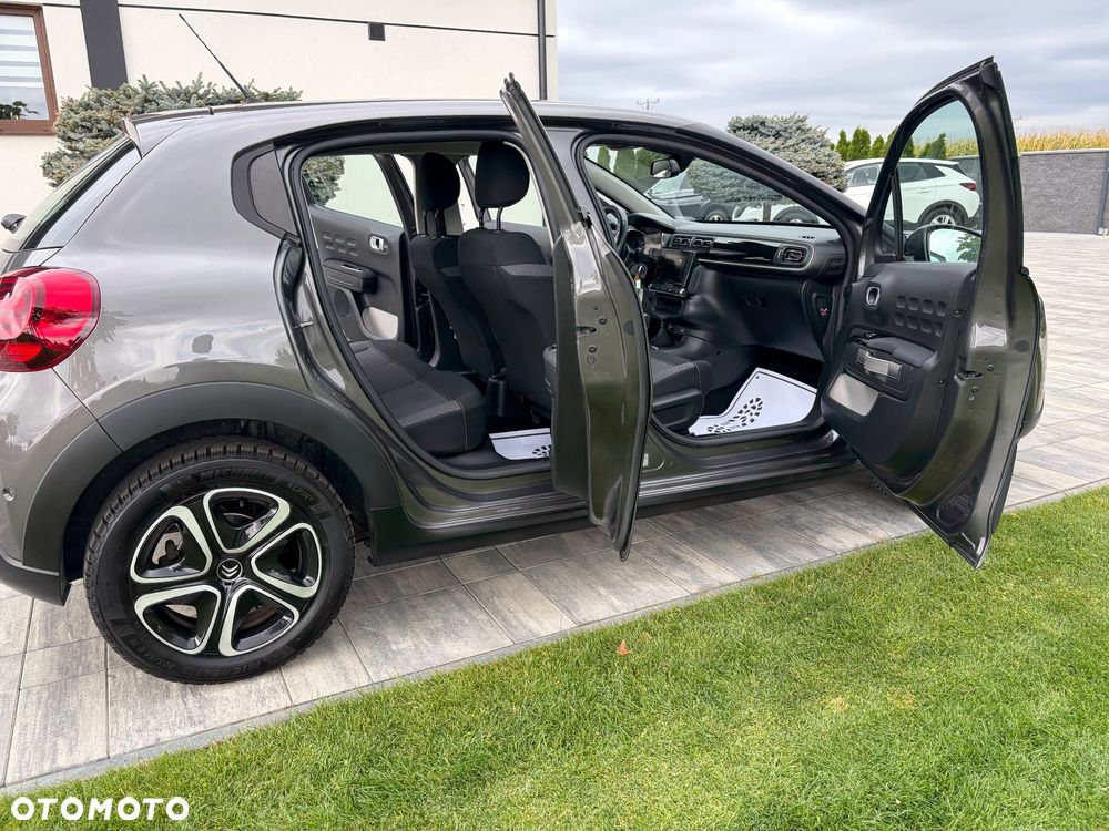 Citroën C3 1.2 PureTech Shine S&S - 25