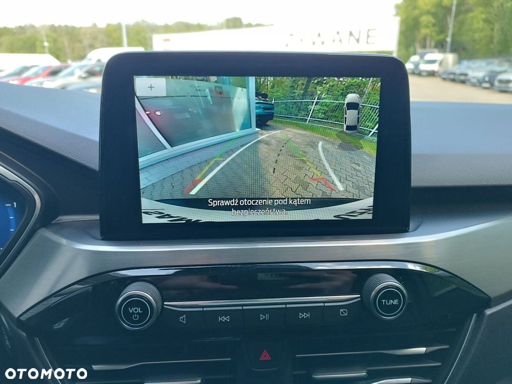 Ford Kuga - 20