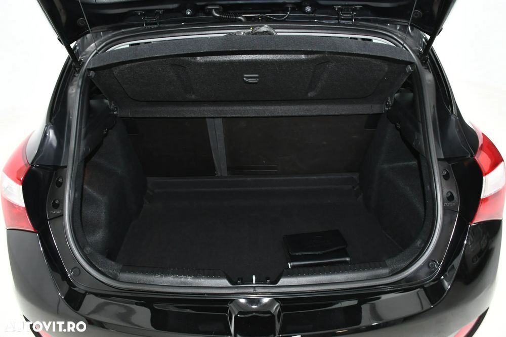 Hyundai i30 1.6 CRDI Style - 21