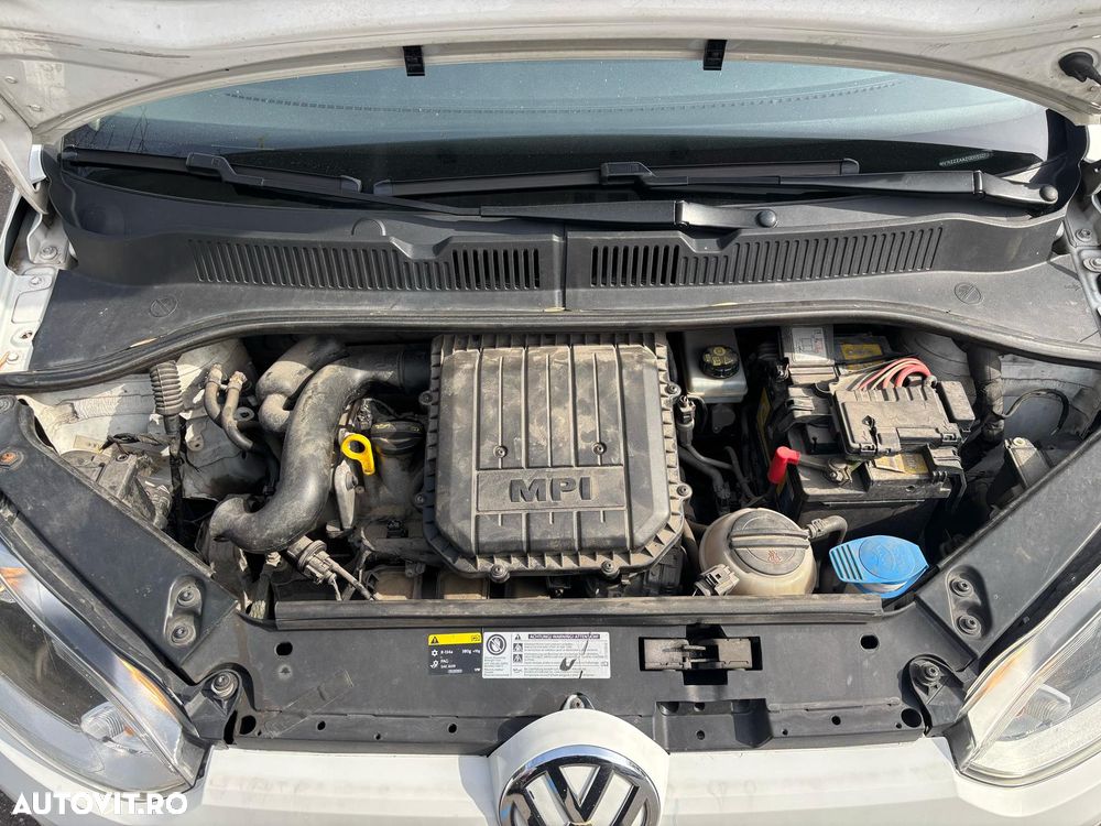 Volkswagen up! - 12
