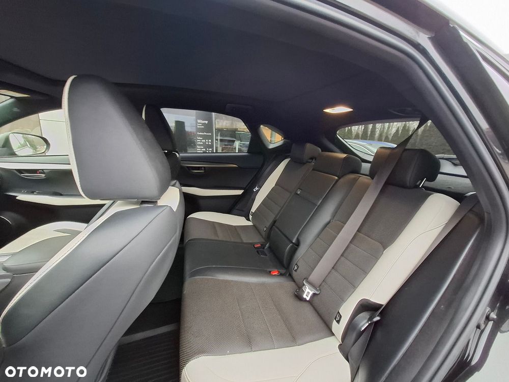 Lexus NX 300 GPF F Sport AWD - 16