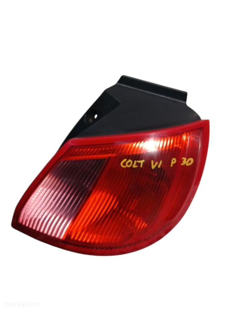 LAMPA PRAWA TYLNA TYŁ MITSUBISHI COLT VI CZ3 3D MR957366 - 1