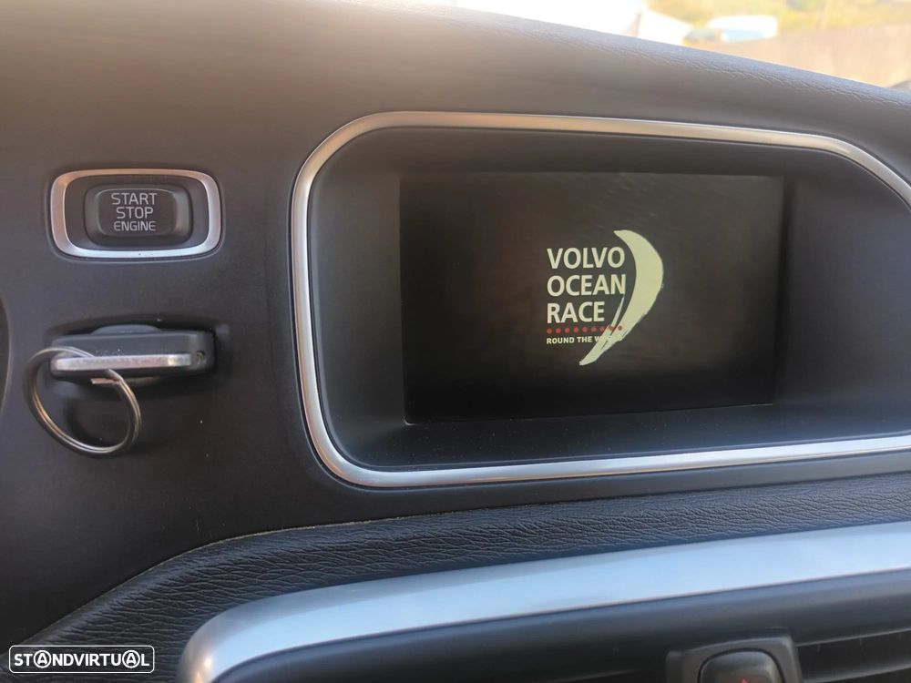 Volvo V40 D2 Ocean Race - 16