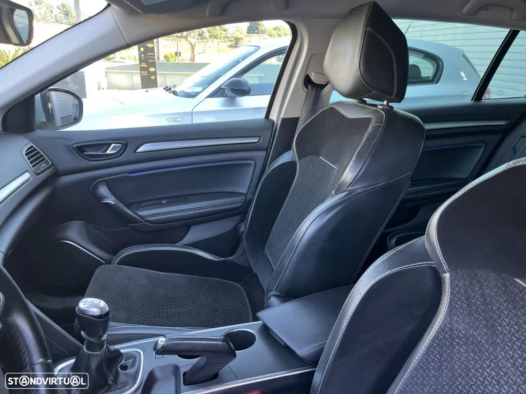 Renault Mégane 1.5 dCi Limited - 9