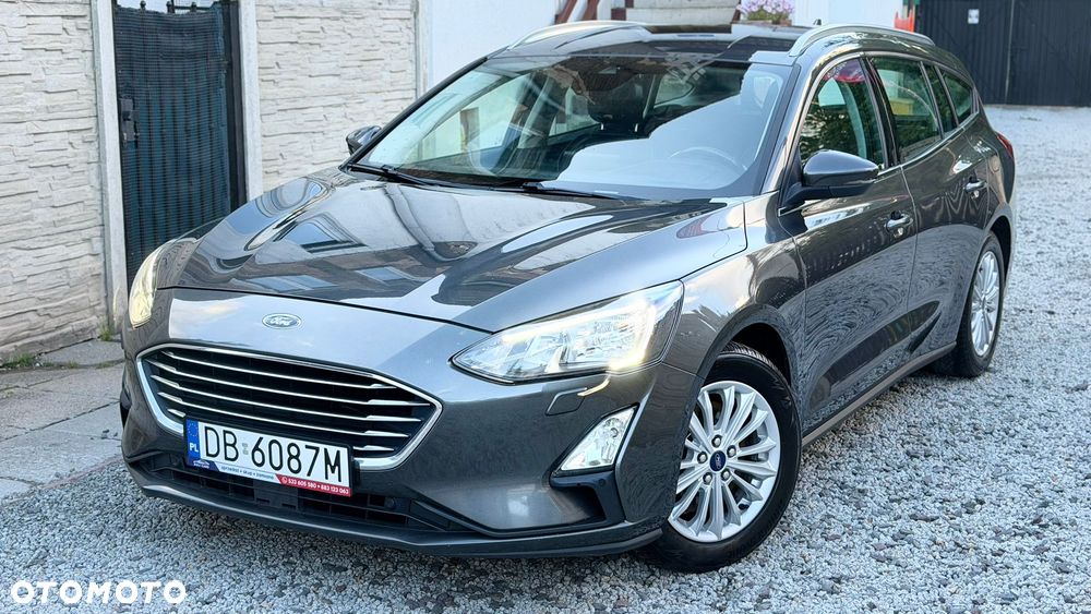 Ford Focus - 32