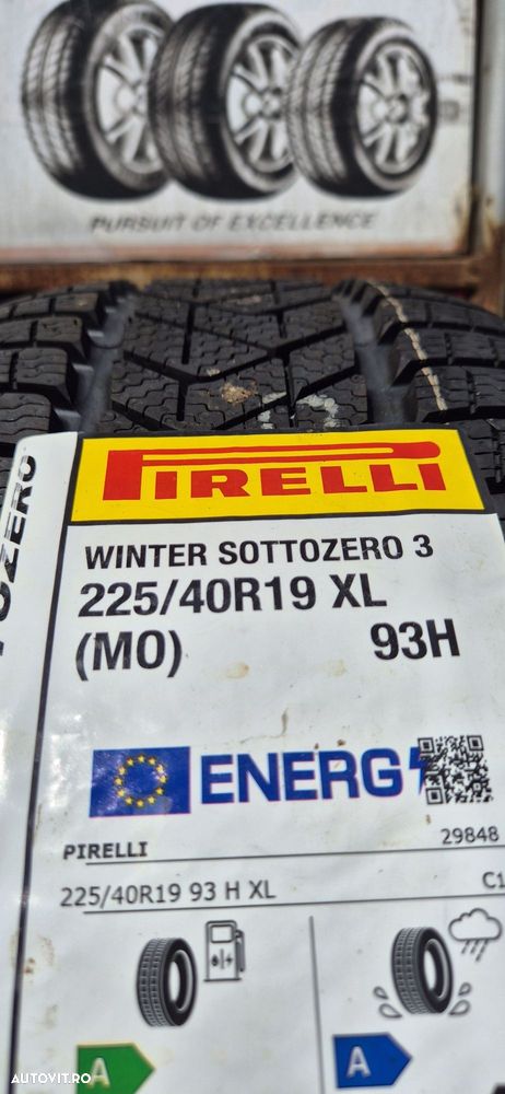 225 40 19 Pirelli - 3