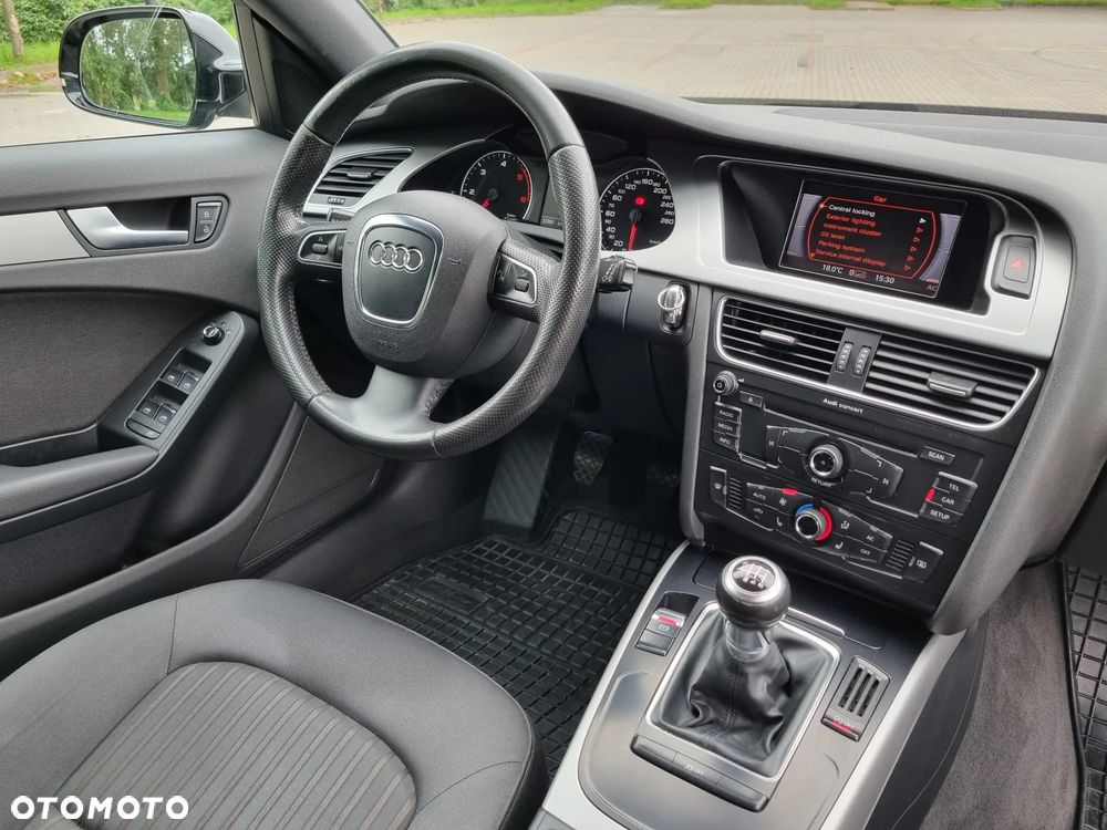 Audi A4 Avant 2.0 TDI - 12
