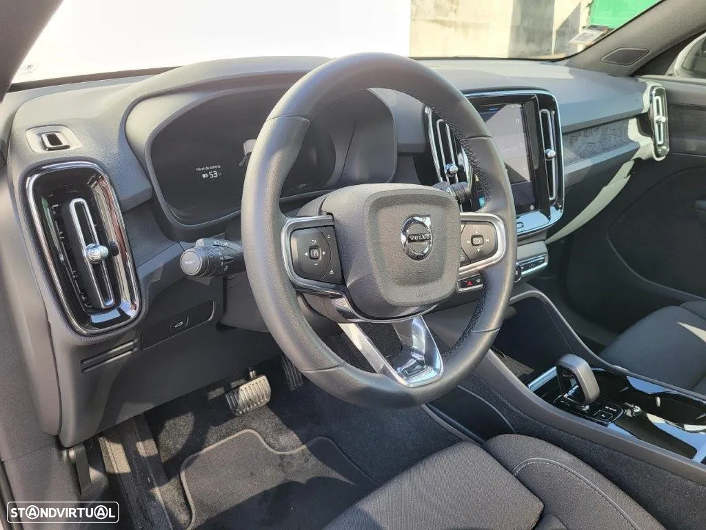 Volvo C40 Recharge Plus - 2
