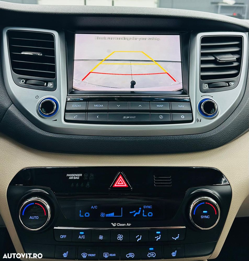 Hyundai Tucson blue 1.7 CRDi 2WD Passion Plus - 32
