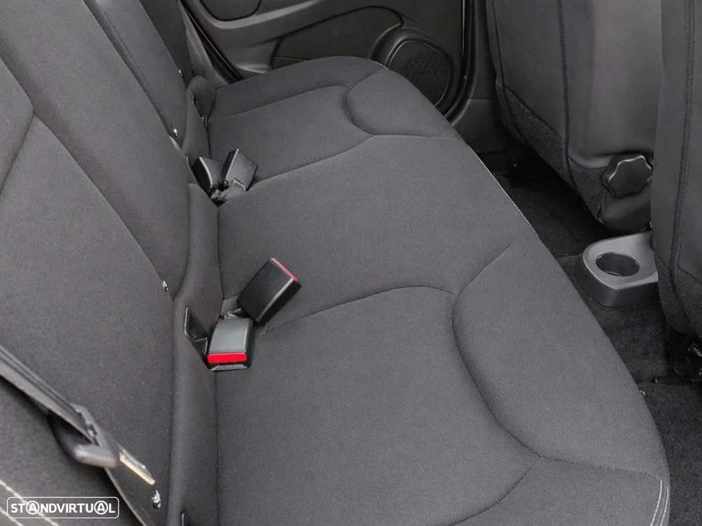 Renault Clio 1.5 dCi Dynamique S - 4