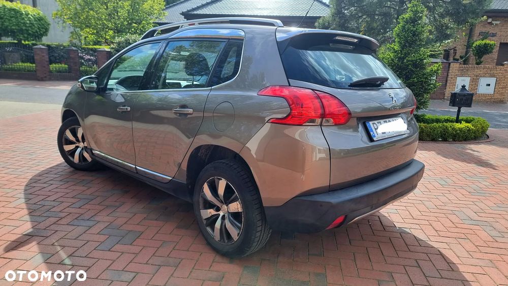 Peugeot 2008 1.6 e-HDi Allure S&S - 5