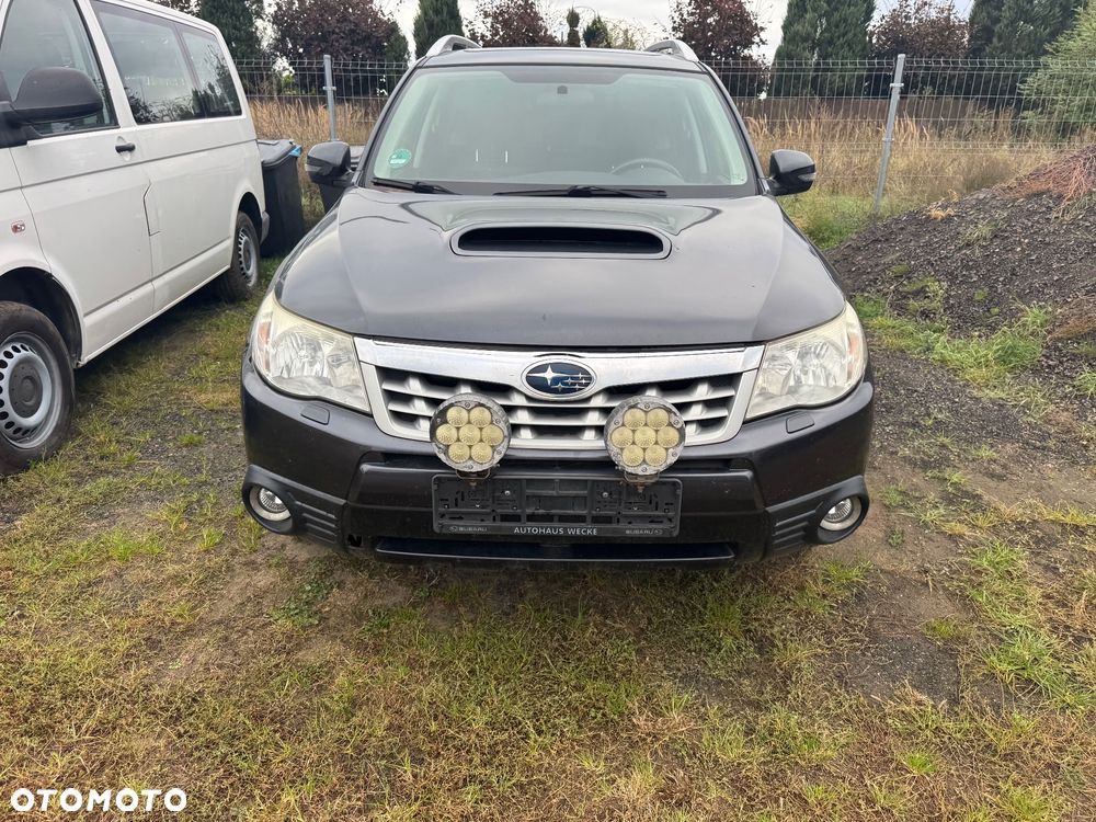 Subaru Forester 2.0D Active Deep Green Pearl - 1