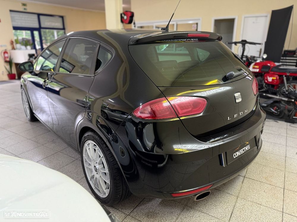 SEAT Leon 1.6 TDI Sport DSG - 29