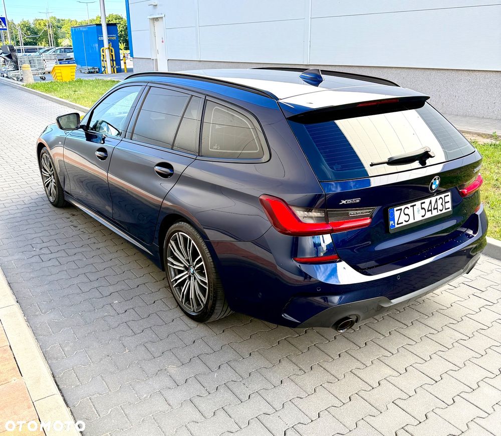 BMW Seria 3 320d xDrive Edition M Sport Shadow - 5