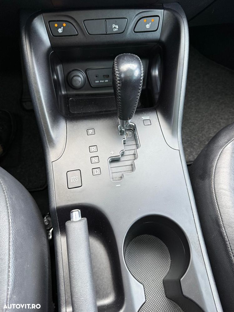 Hyundai ix35 2.0 CRDI 4WD Automatik Style - 21