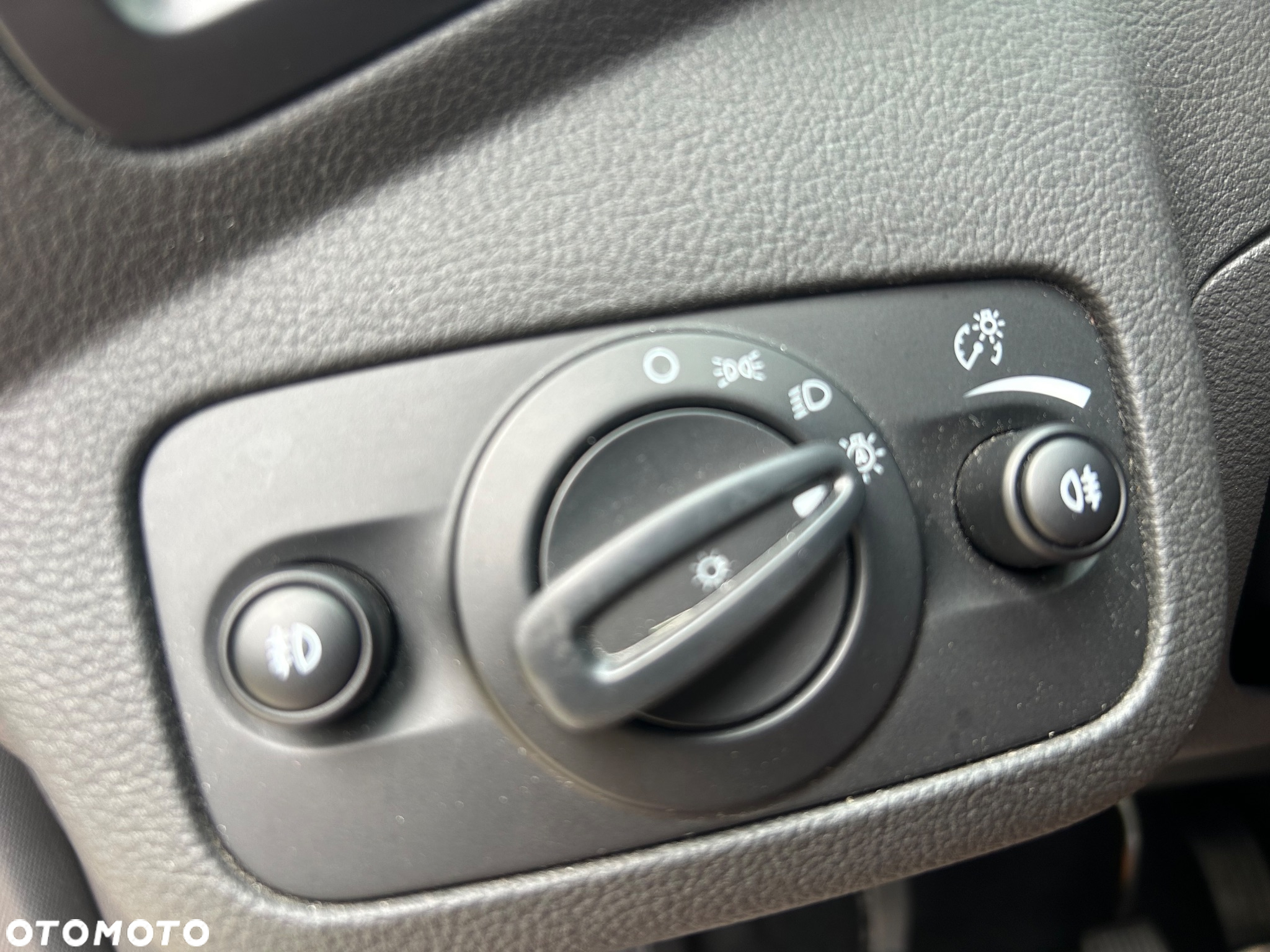 Ford Kuga 1.5 EcoBoost 2x4 Individual - 34