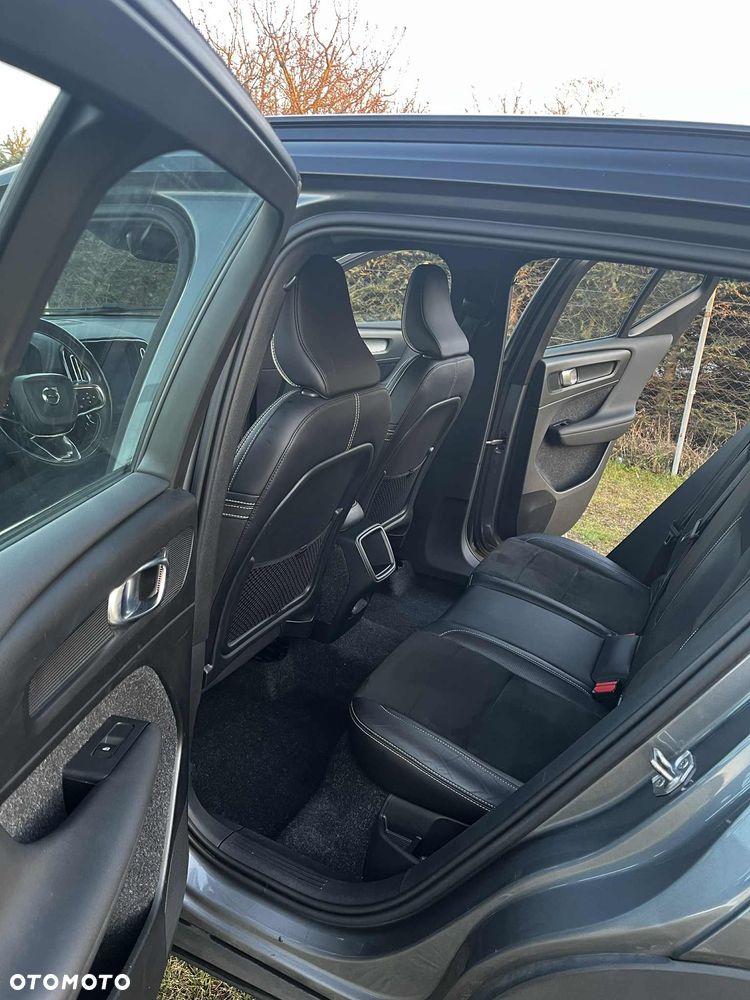 Volvo XC 40 D3 Geartronic R-Design - 16