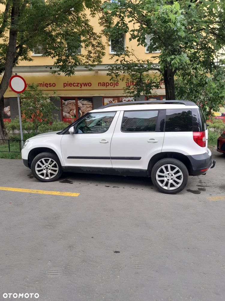 Skoda Yeti 2.0 TDI DSG 4x4 Ambition - 2