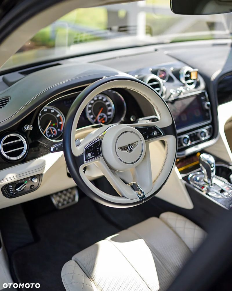 Bentley Bentayga W12 - 7