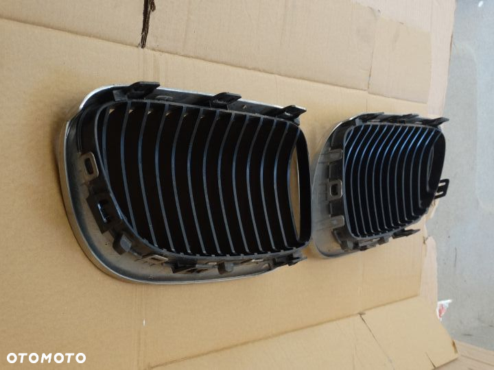BMW E92 E93 LIft E90 Coupe Nerki Atrapa Grill Komplet Igła - 5