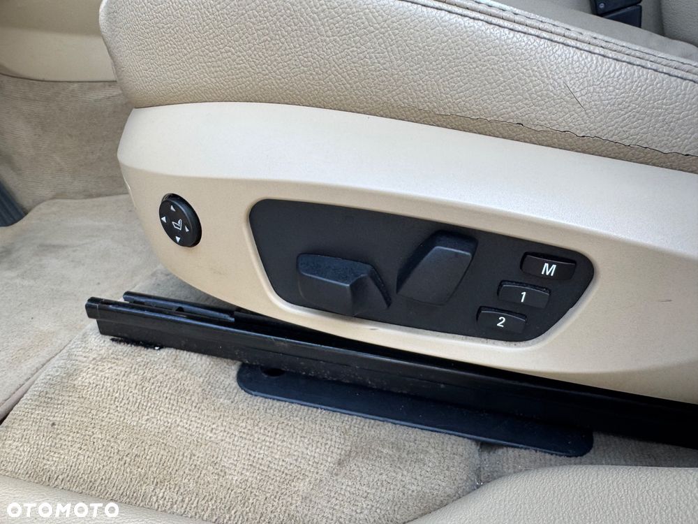 BMW X3 xDrive28i - 35