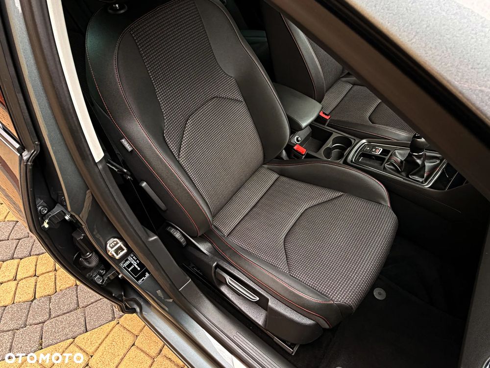 Seat Leon 2.0 TDI DPF Start&Stop FR - 32