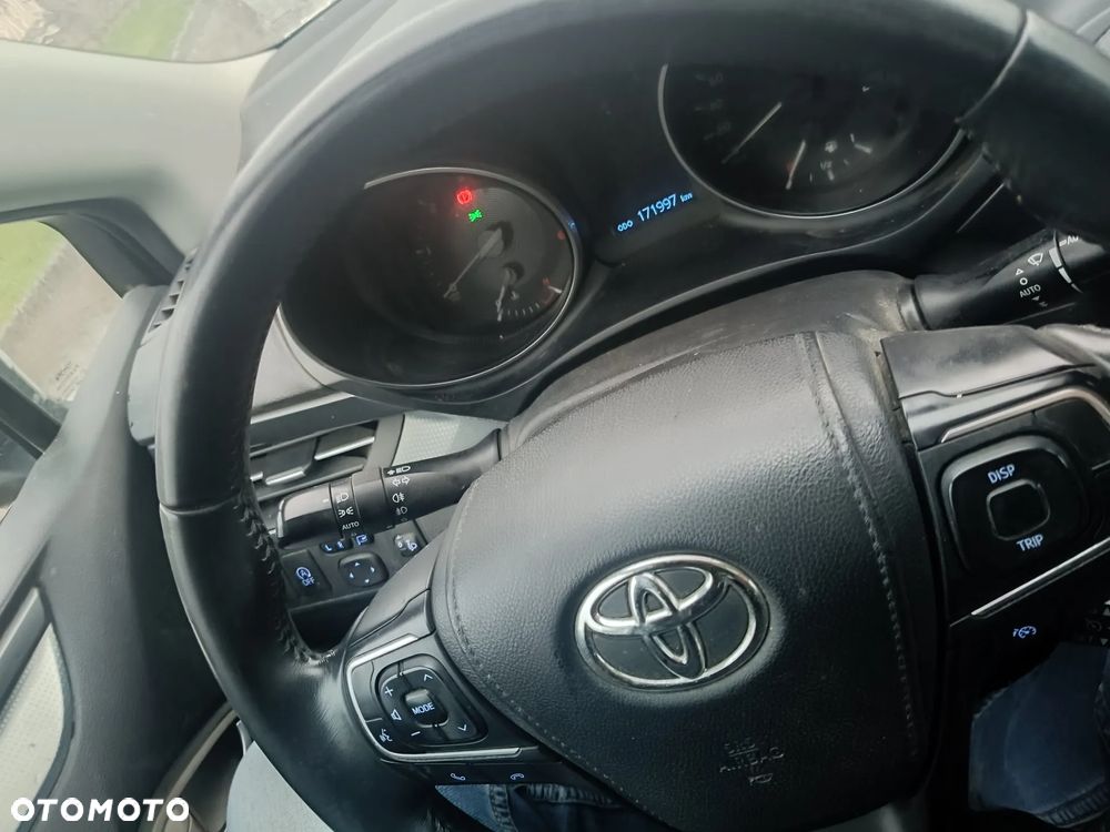 Toyota Avensis 2.0 D-4D Active Business - 23