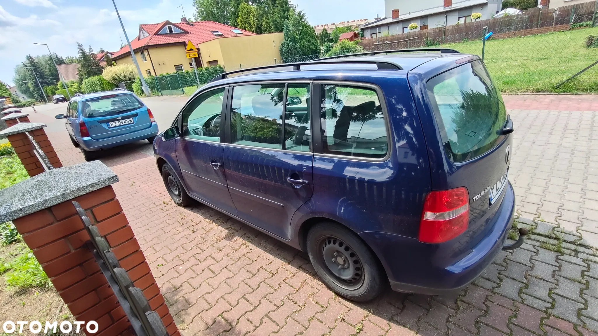 Volkswagen Touran 2.0 FSI Highline - 6