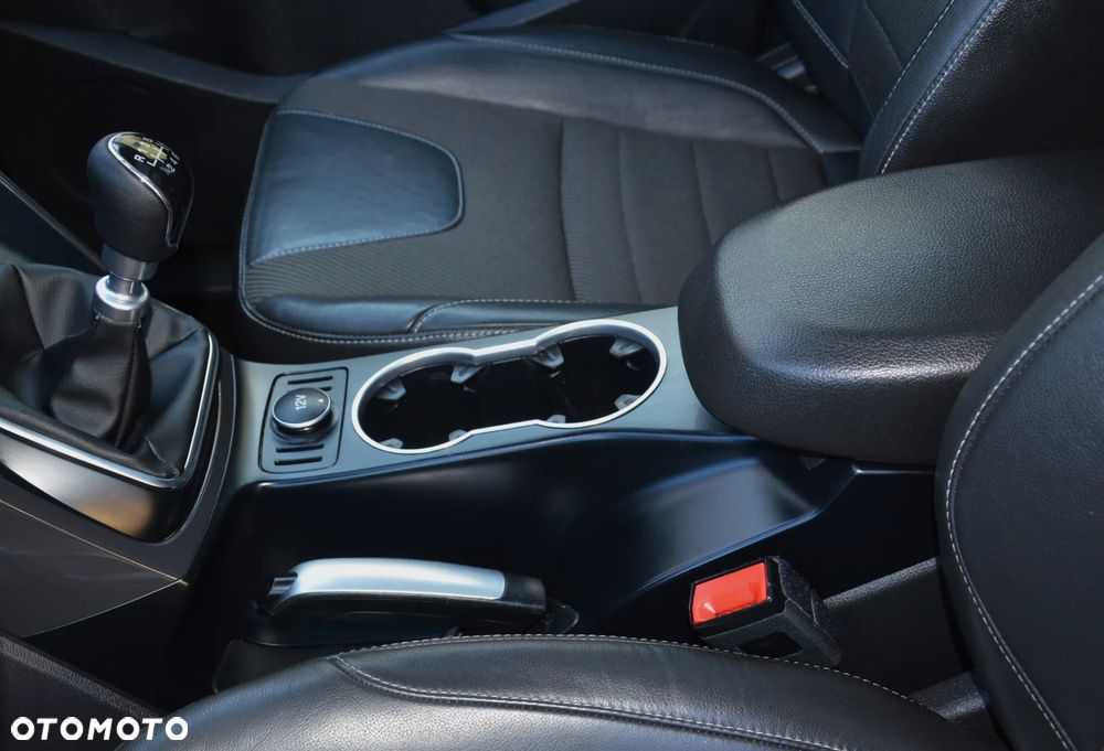 Ford Kuga - 14