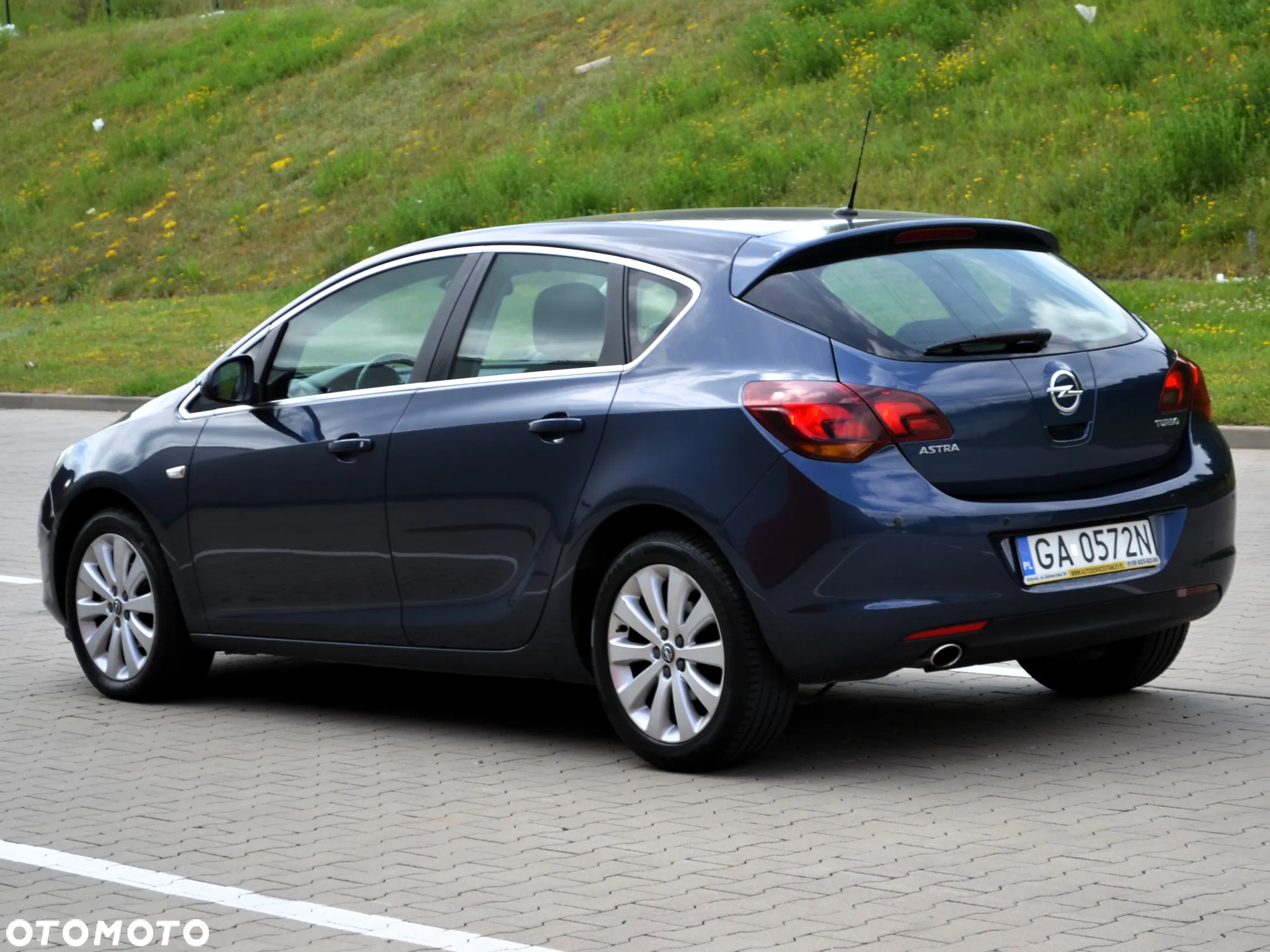 Opel Astra IV 1.4 T Sport - 4