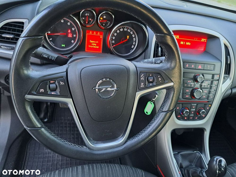 Opel Astra - 25