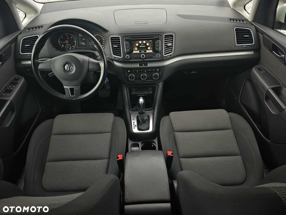 Volkswagen Sharan 2.0 TDI Comfortline DSG - 11