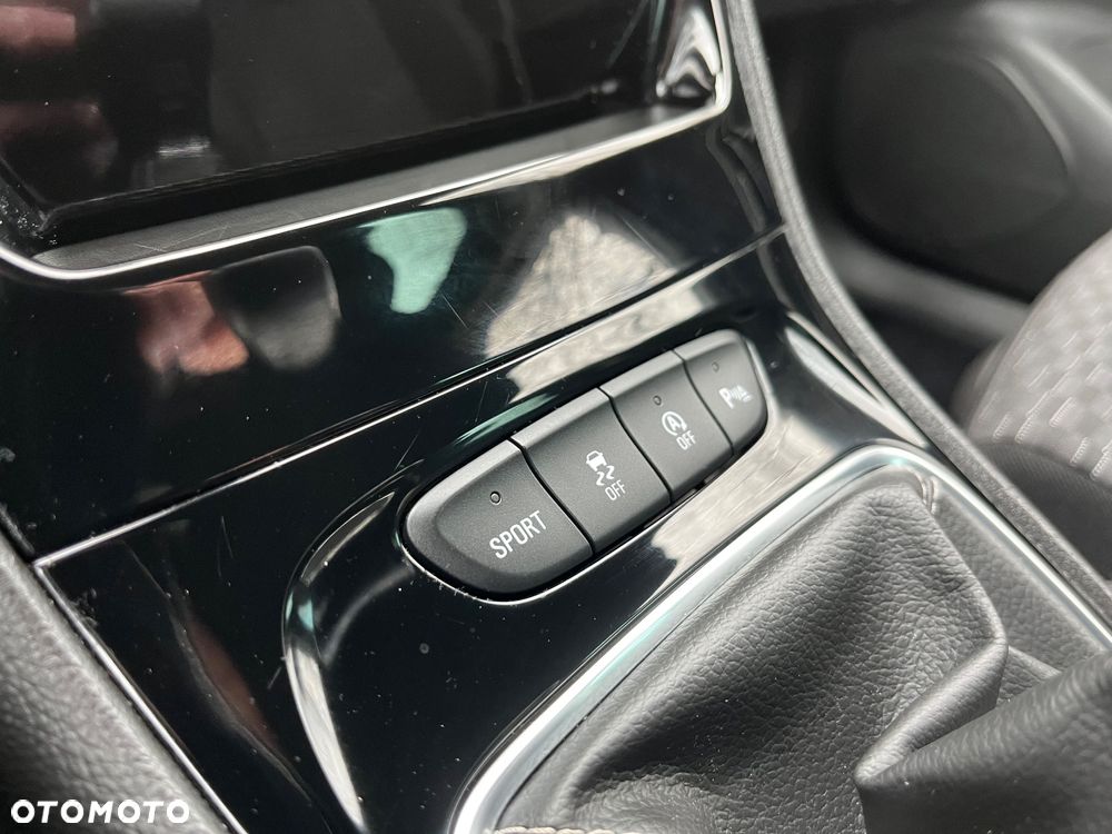 Opel Astra 1.6 Turbo Start/Stop Dynamic - 14
