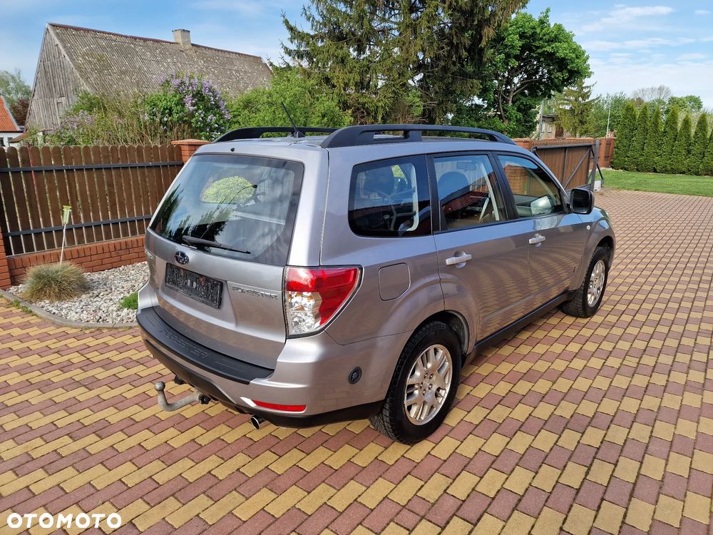 Subaru Forester 2.5 X Premium - 3