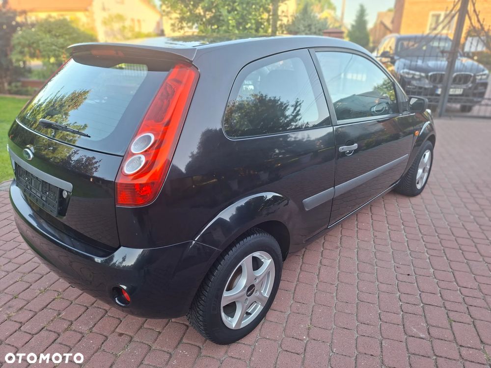 Ford Fiesta - 6