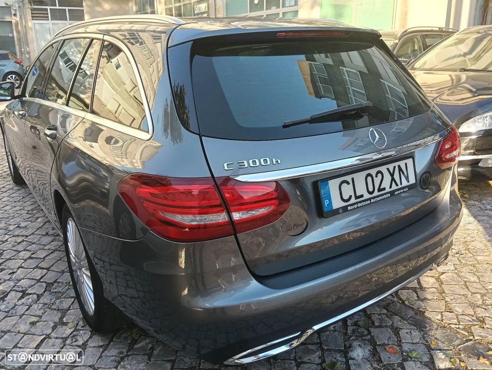 Mercedes-Benz C 300 h Exclusive - 20