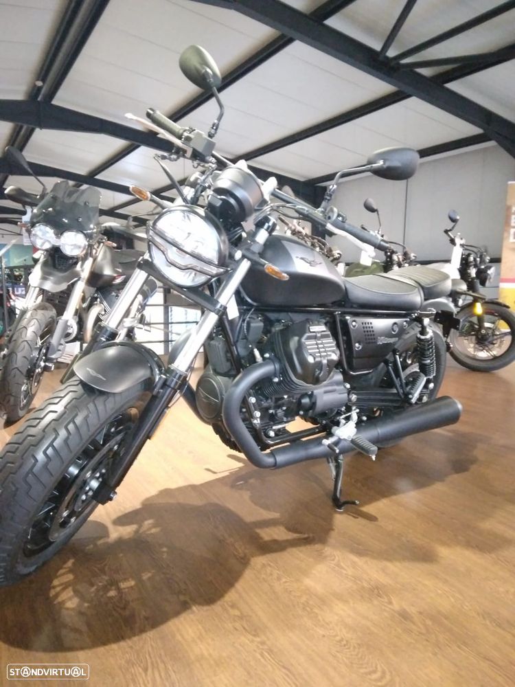 Moto Guzzi V9 special - 2